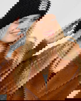 Bizuu pălărie din amestec de lână LORRO culoarea negru, LORRO CZARNY