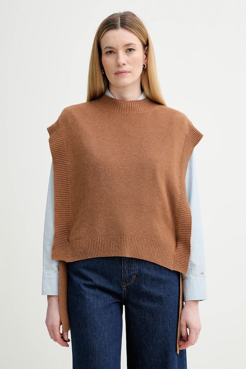 A.P.C. vestă de lână Pull Mathilde culoarea maro, light, cu turtleneck, WOASA.F23430