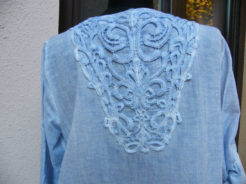 Noua-tunica cu dantela