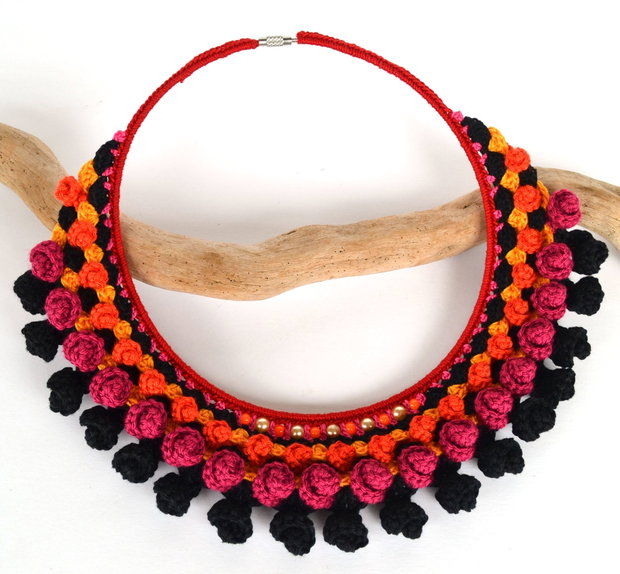 Colier mexican negru-grena