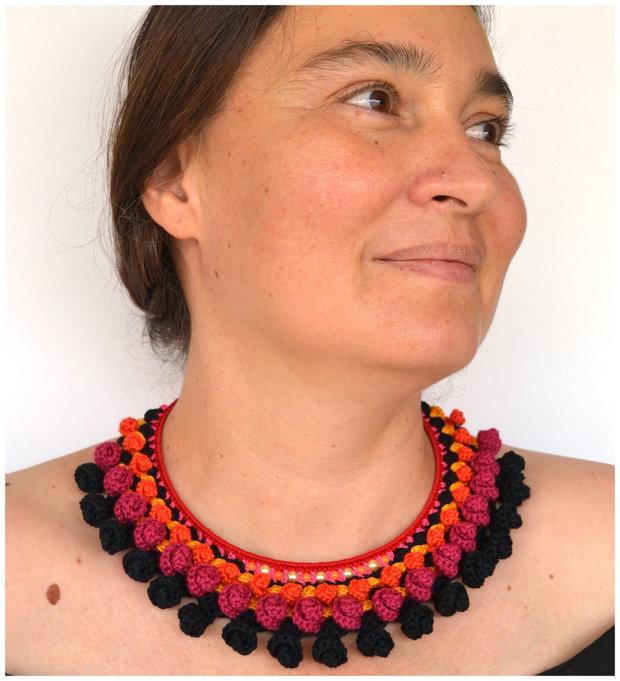 Colier mexican negru-grena