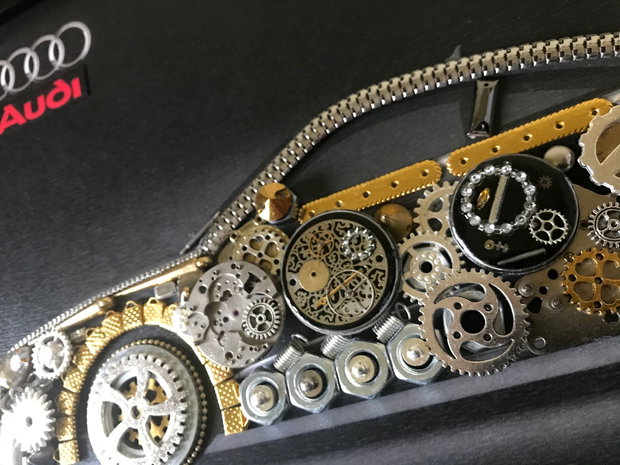 Masina model Audi Cod M 493・Cadouri masini・Cadou personalizat・Tablou steampunk mecanism ceas・Adela Tarziu