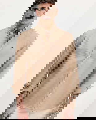 Tommy Jeans cămașă din bumbac culoarea maro, cu guler button-down, regular, DM0DM22836