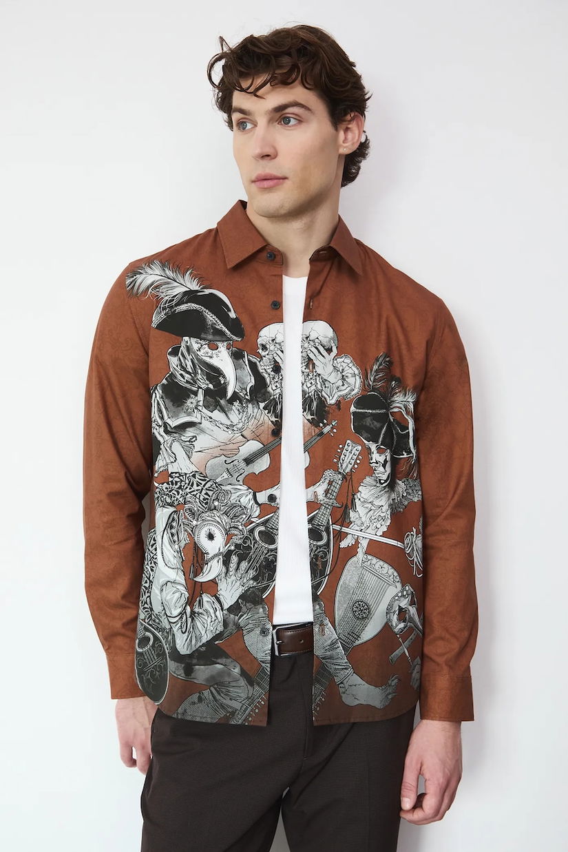 Medicine camasa culoarea maro, cu guler clasic, regular