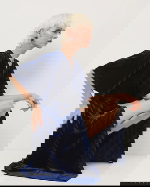 Medicine rochie culoarea albastru marin, midi, evazati