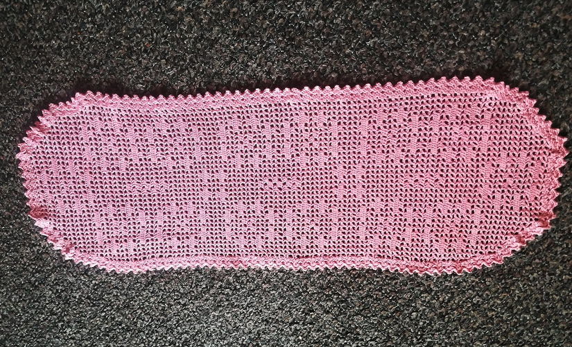 mileu oval roz crosetat 56 / 20 cm