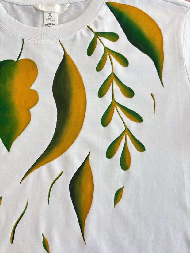 Spiritul Naturii - Tricou pictat manual