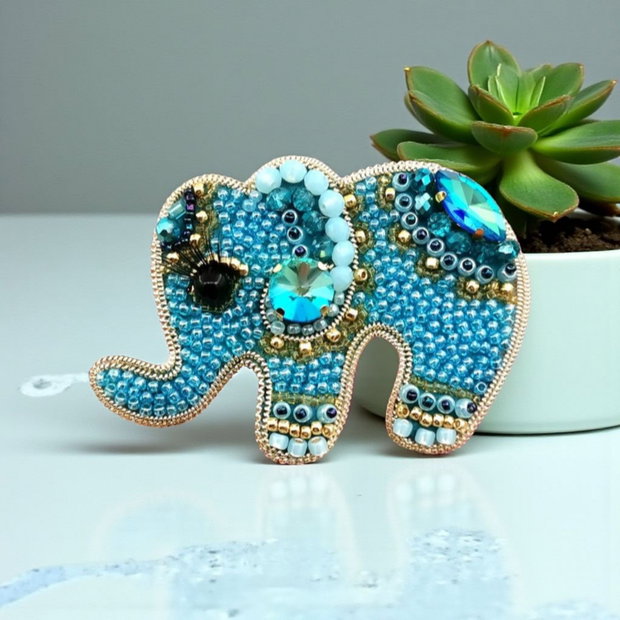 Rezervat Broșa elefant - Lovely turquoise looks