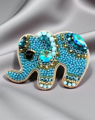 Rezervat Broșa elefant - Lovely turquoise looks