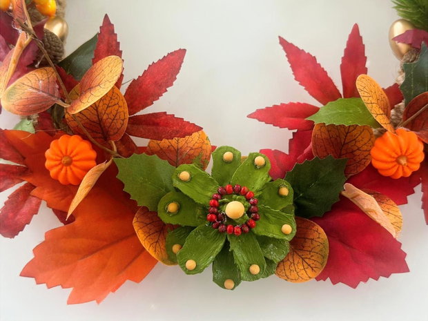 Coroniță decorativă de toamnă