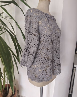 Bluza croșetată gri metal