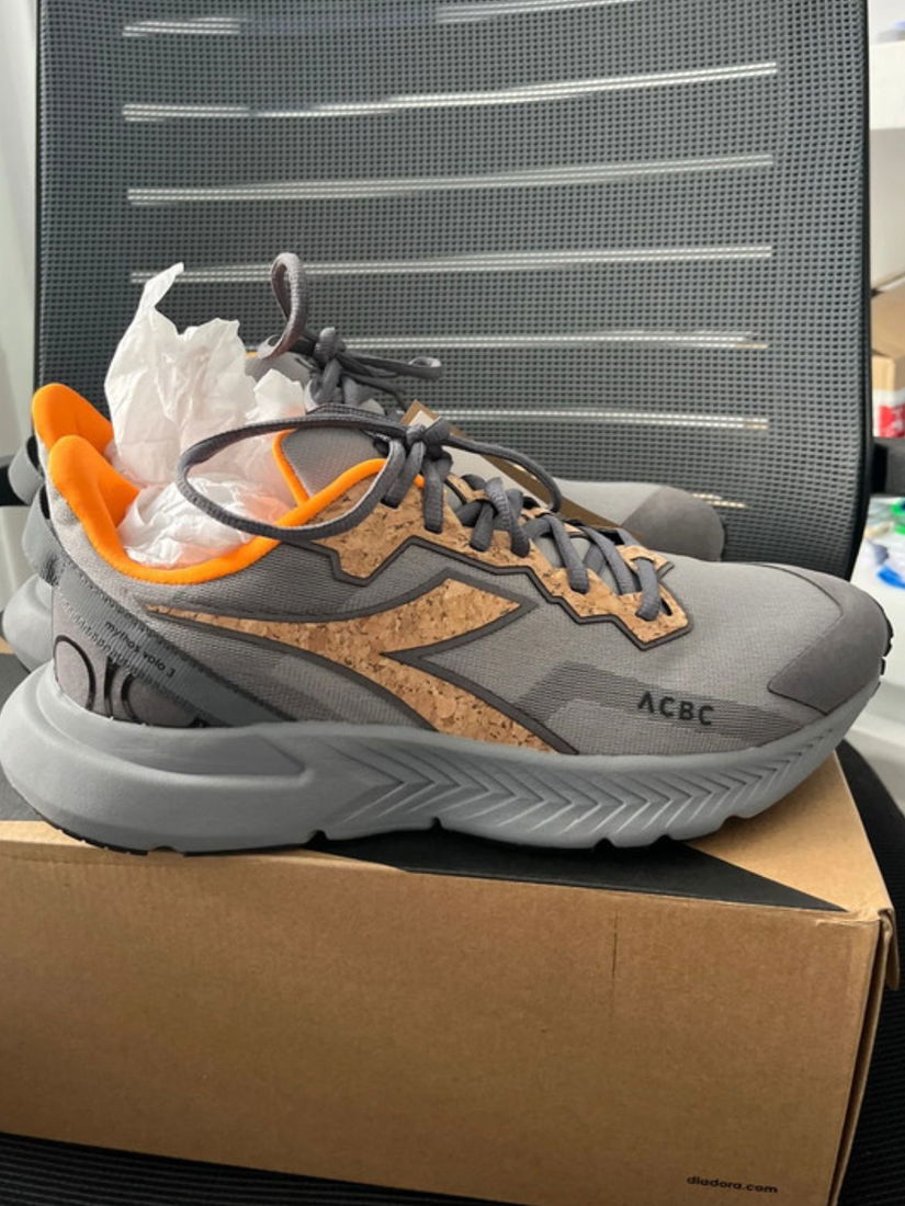 Adidasi Diadora x ACBC - Mythos Blushield