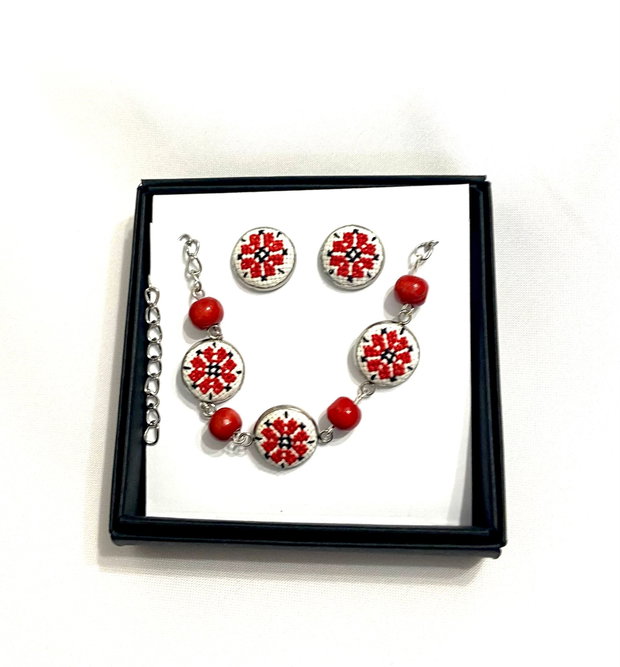 Set bratara si cercei cu broderie manuala