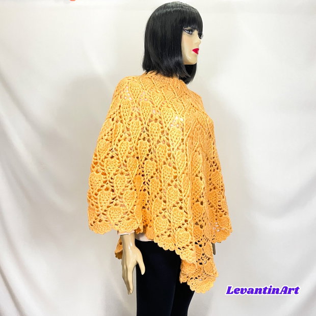 Poncho piersica din lana tip merino, crosetat. Poncho dama handmade