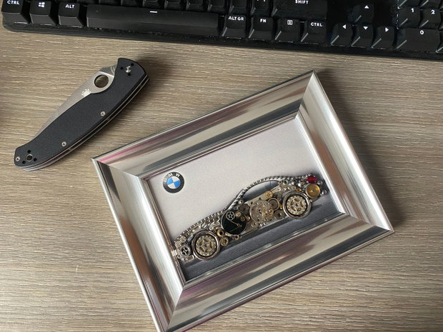 Masina model BMW Cod M 663・Tablou masina Bmw・Cadouri pentru iubit・Decoratiune din piese de ceas