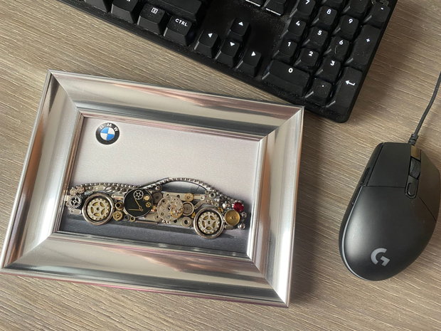 Masina model BMW Cod M 663・Tablou masina Bmw・Cadouri pentru iubit・Decoratiune din piese de ceas