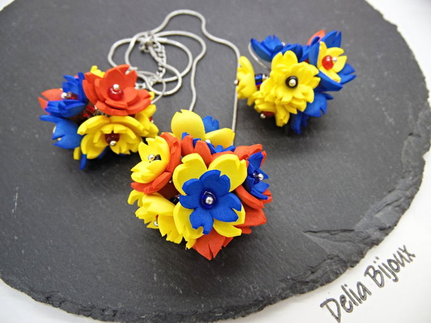 Set bijuterii handmade cu flori - Tricolorul Romaniei (cod1331)