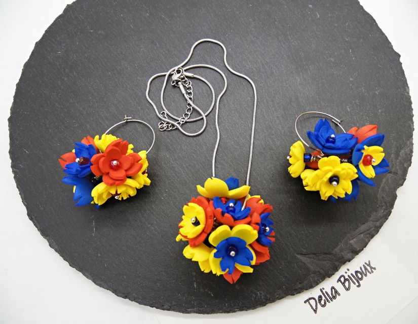 Set bijuterii handmade cu flori - Tricolorul Romaniei (cod1331)