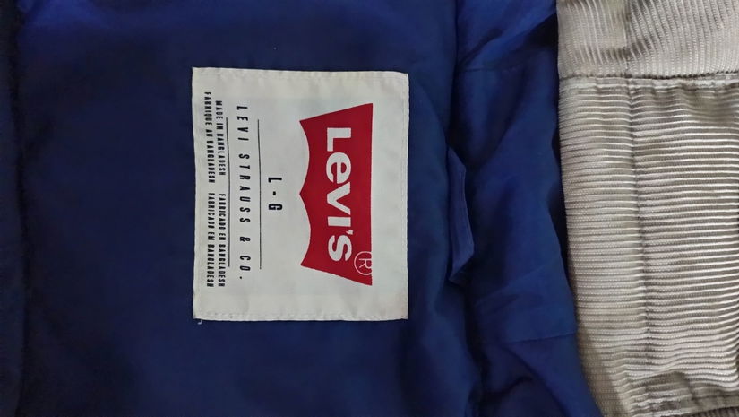LEVI'S