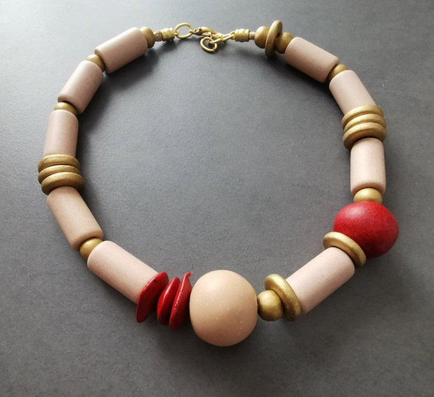 Colier cu margele din ceramica CC7