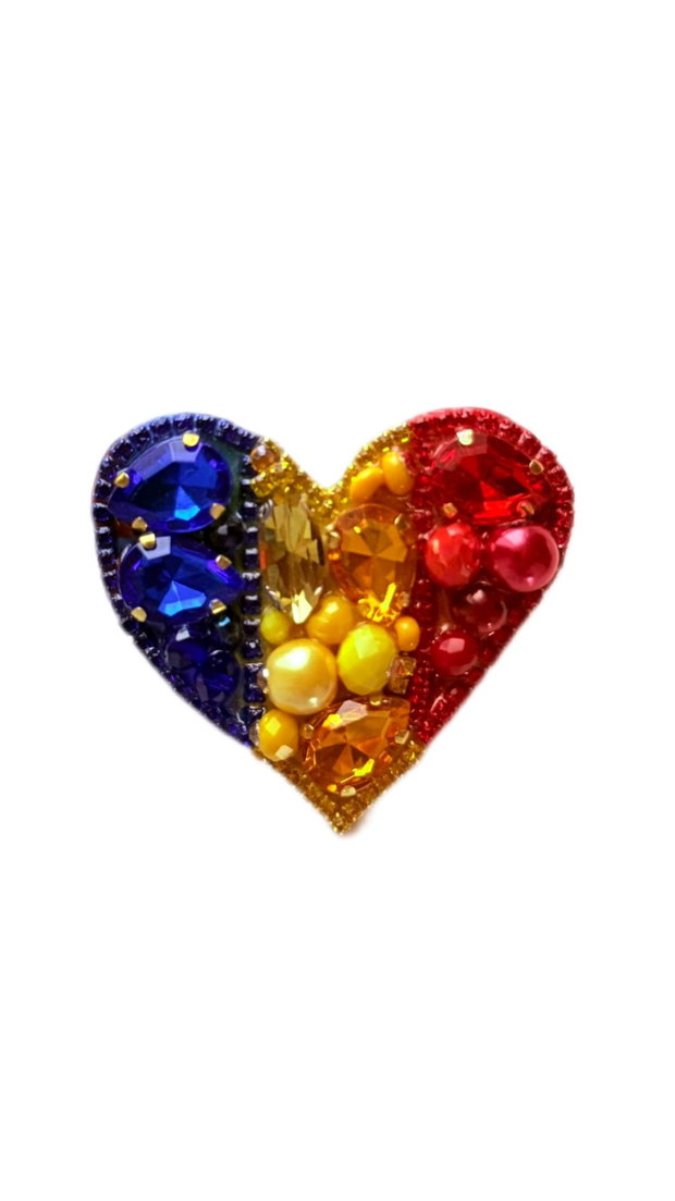 Broșă tricolor - brosa inima , cadou 1 decembrie, culori steagul României