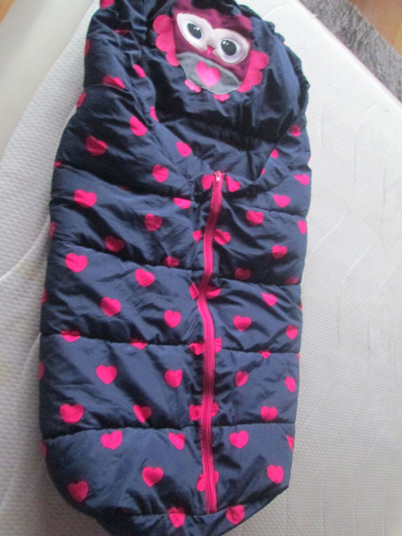 sac dormit  cu inimioare bebe