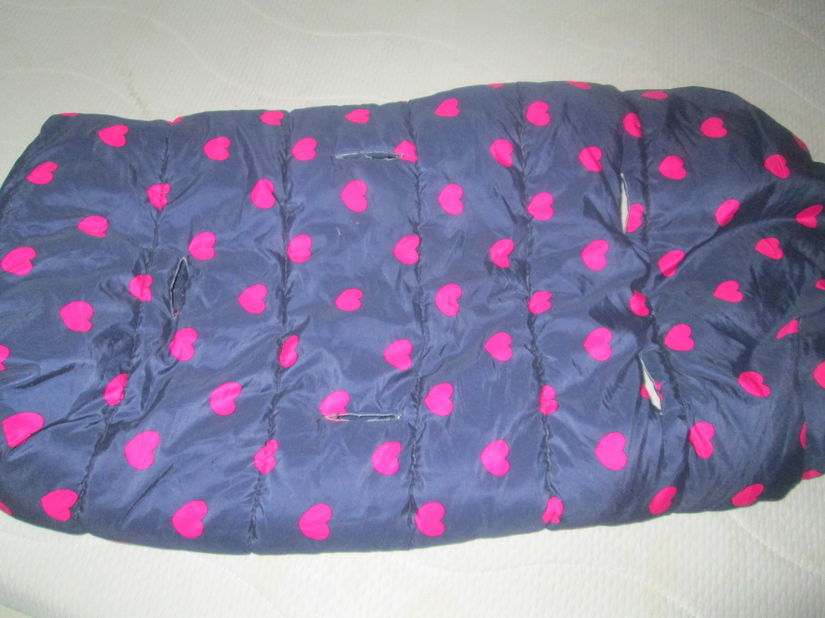 sac dormit  cu inimioare bebe