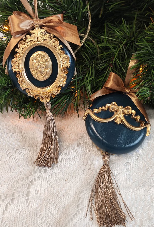 Set de 2 globuri - Medalion vintage