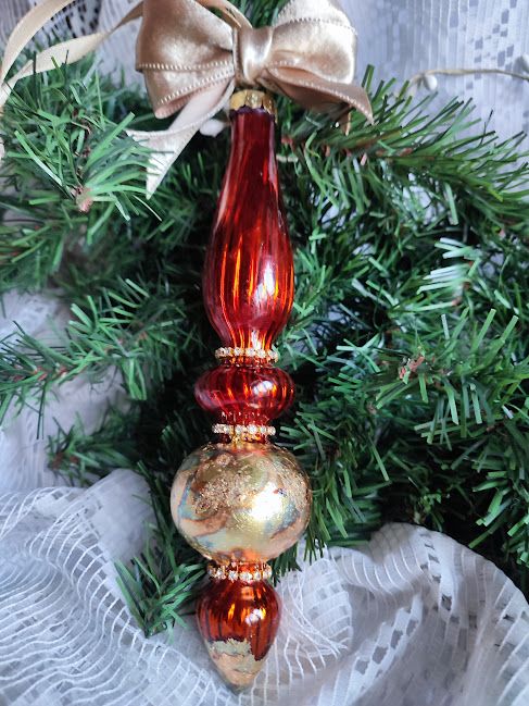 Reflexe de Crăciun glob din sticlă groasă decorat manual cu foiță aurie