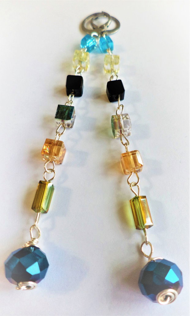 Cercei handmade foarte lungi din sarma si cristale tip swarovski