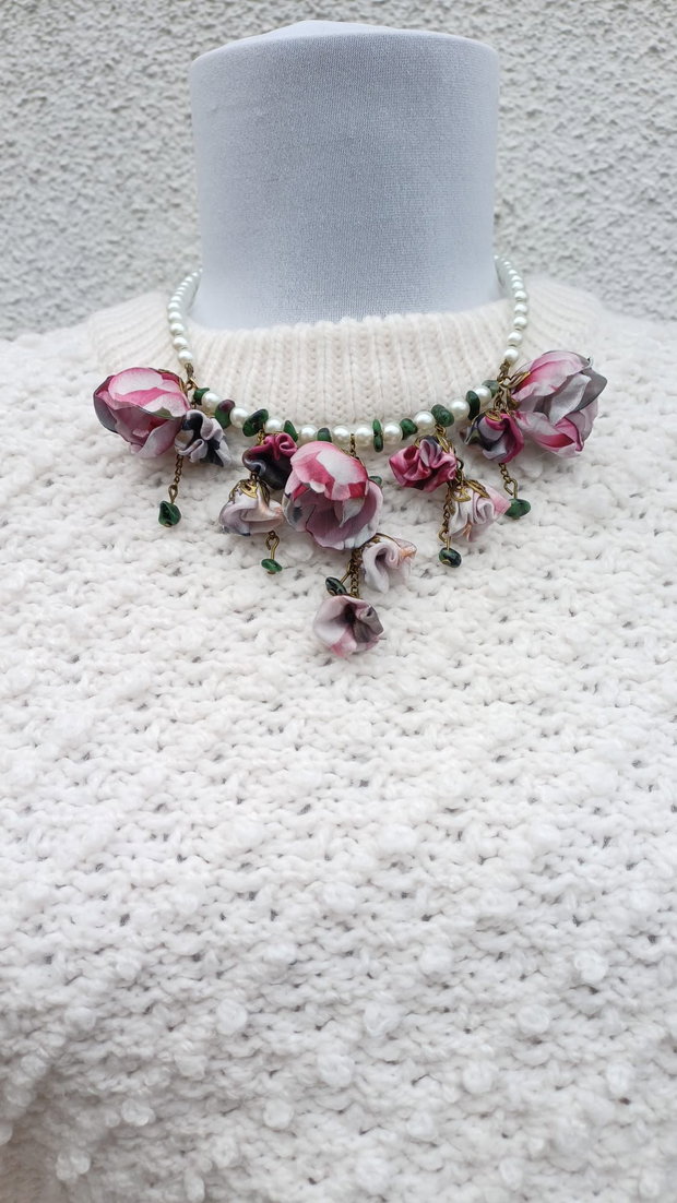 Colier floral cu Zoizit - "Rapsodie in roz"