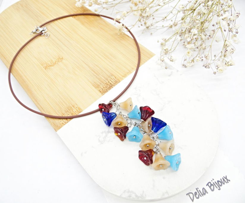 Ciorchine de flori colier la baza gâtului din silicon și margele sticlă (cod1333)