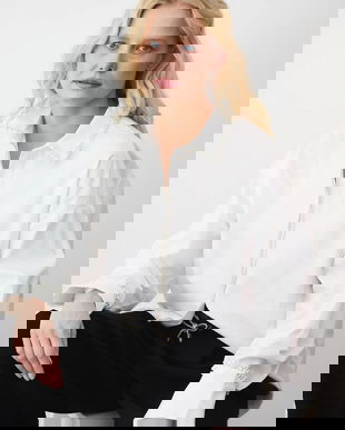 Medicine camasa culoarea alb, cu guler clasic, relaxed