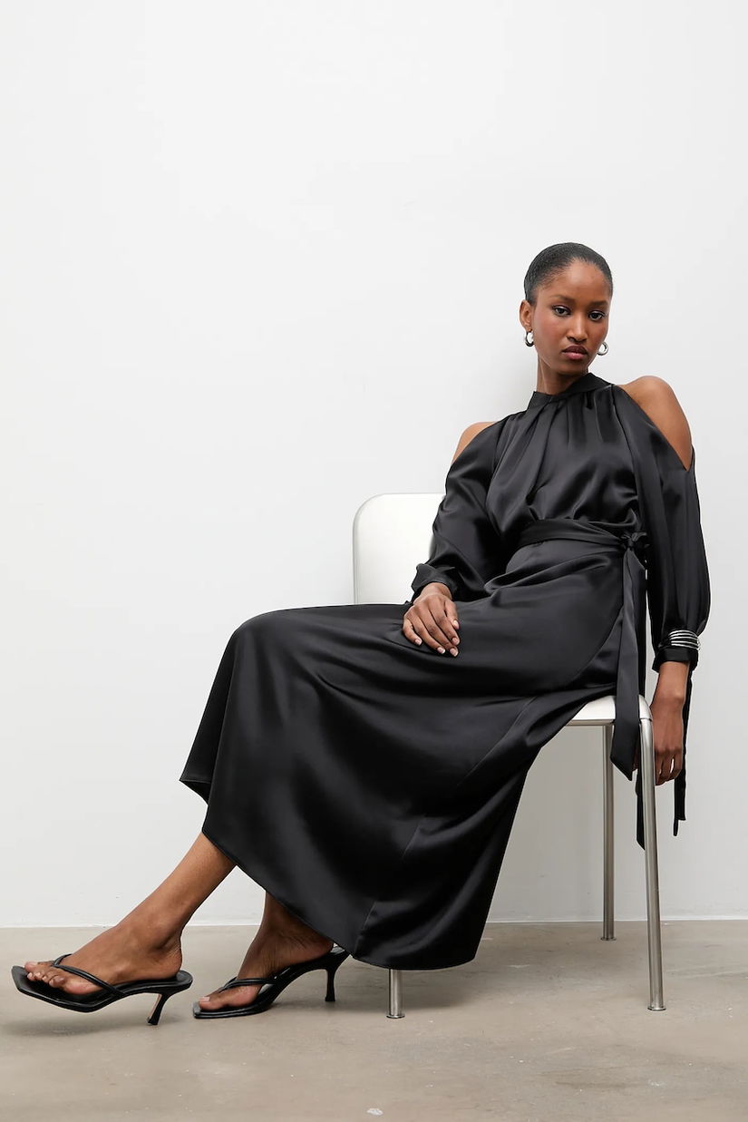 Answear.LAB rochie culoarea negru, midi, evazati