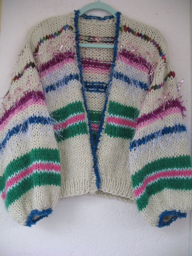 Cardigan tricotat