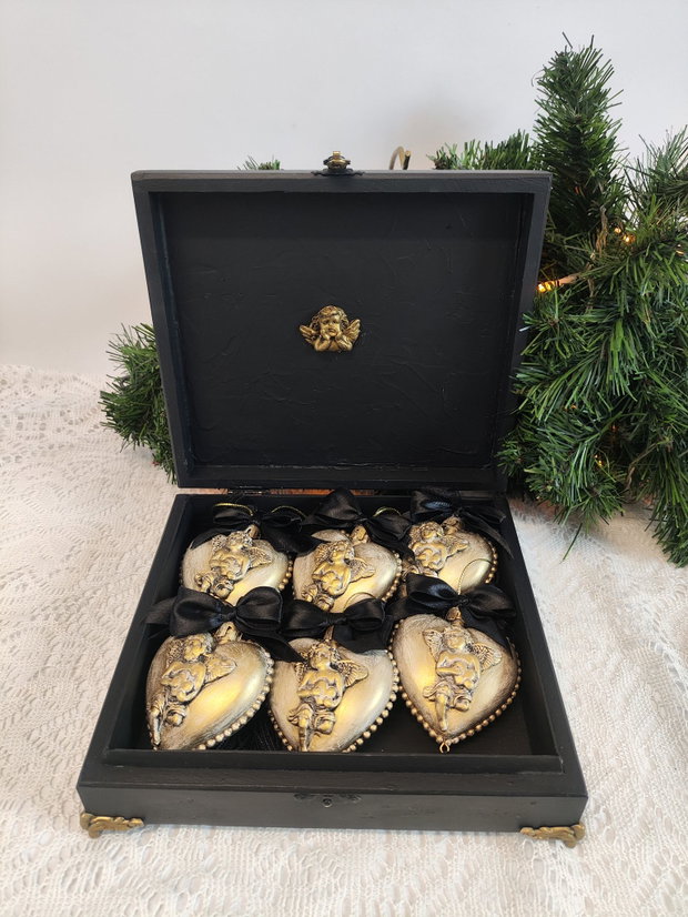 Set de 6 globuri in cutie lemn-Angels