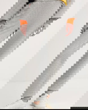 United Colors of Benetton pantaloni de trening din bumbac x Stranger Things culoarea gri, uni, 33NVDF01G