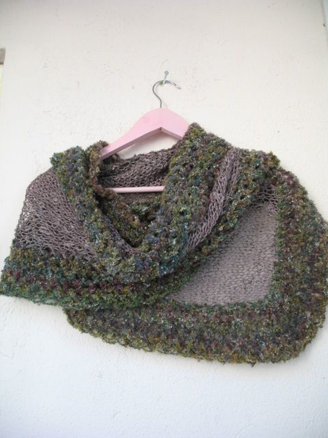 Accesoriu tricotat/crosetat
