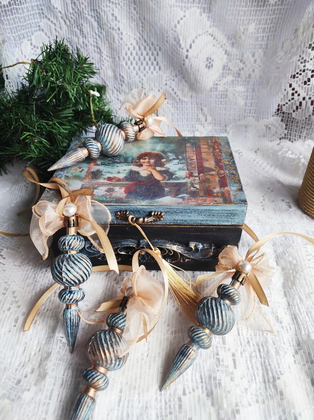 Set globuri în cutie vintage Crăciunul copilăriei