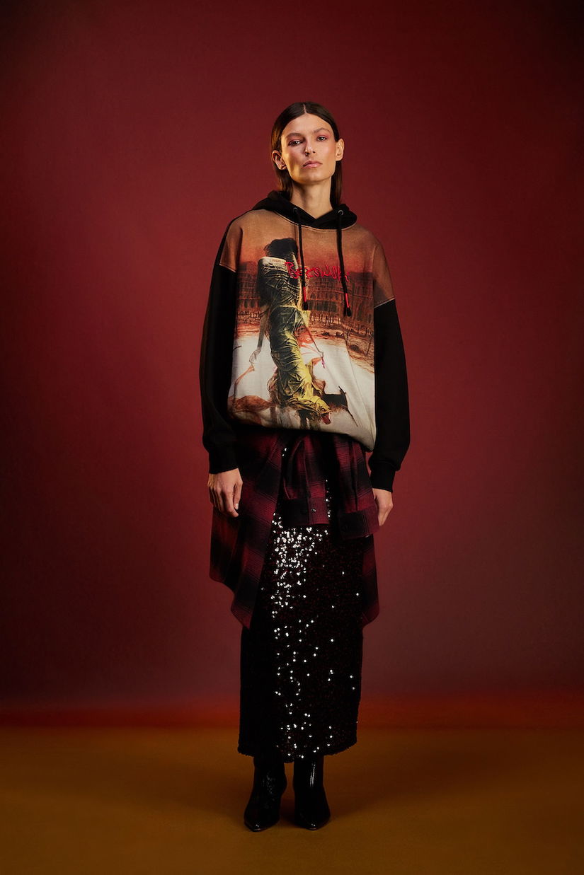 Medicine bluza culoarea negru, cu glugă