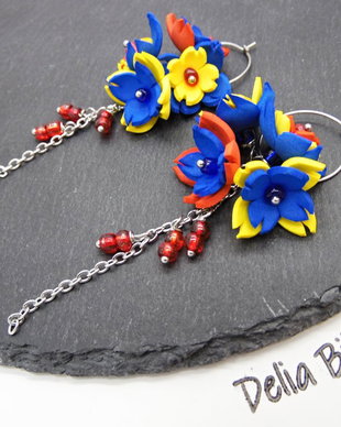 Cercei handmade statement - flori - Tricolorul Romaniei (cod1334)