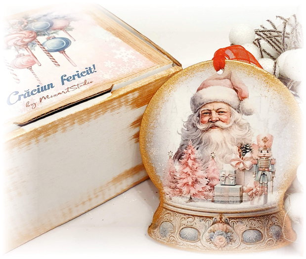 Set format din 5 decoratiuni din lemn, tema Craciun, roz pudrat, aspect vintage