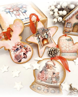 Set format din 5 decoratiuni din lemn, tema Craciun, roz pudrat, aspect vintage