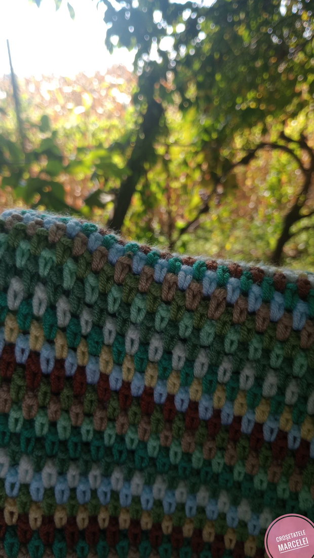 Păturică croșetată "Moss stitch"