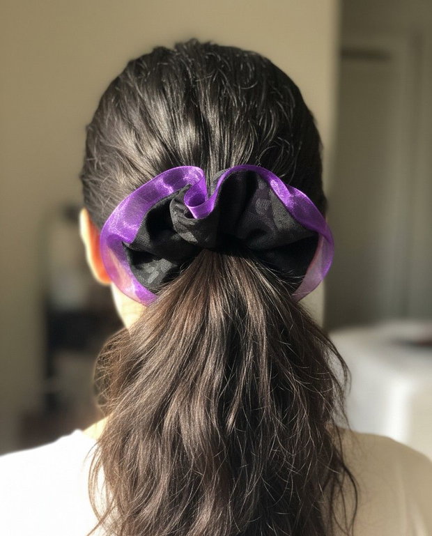 Jacquard Negru și Margine din Organza Violet