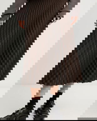 MM6 Maison Margiela fustă culoarea maro, midi, evazați, S62MA0096.M35609.143