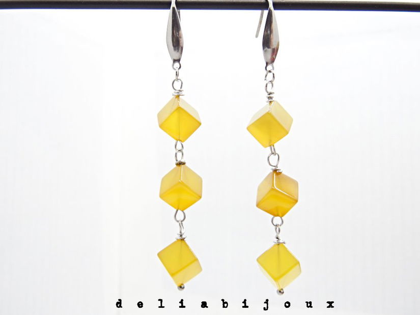 Cercei lungi cu agate cub galbene culoarea mierii (cod1335)