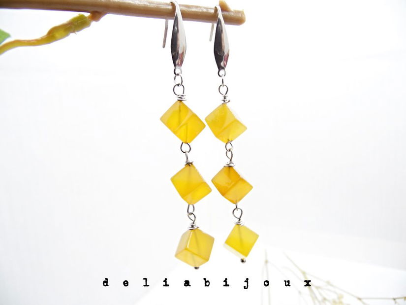 Cercei lungi cu agate cub galbene culoarea mierii (cod1335)