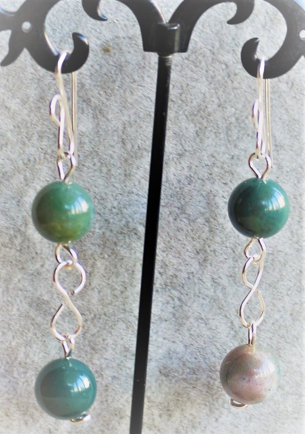 Set bijuterii handmade colier bratara si cercei din agate indiene si un pandantiv din lemn fosil de palmier