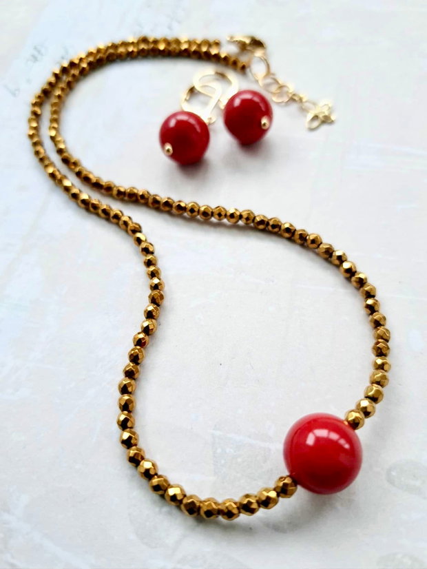 Set CHOKER hematit auriu & Perle Mallorca rosii